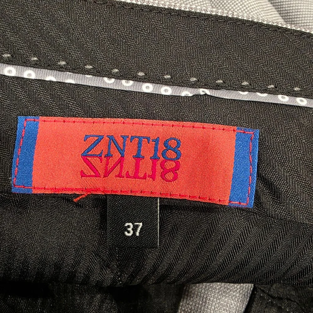ZNT18 Dress Pants Gray Slim Fit Stretch Flat Front Mens 37 Modern NWOT